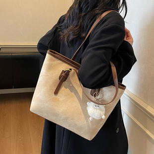 秋冬大容量手拎包包女式2025新款时尚百搭单肩包高级感通勤托特包