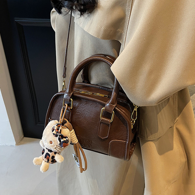 秋冬时尚百搭波士顿包