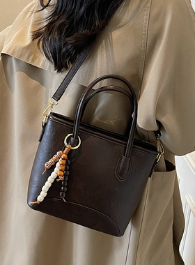 高级感手提包包女2026新款冬时尚百搭单肩斜挎包复古菜篮子水桶包