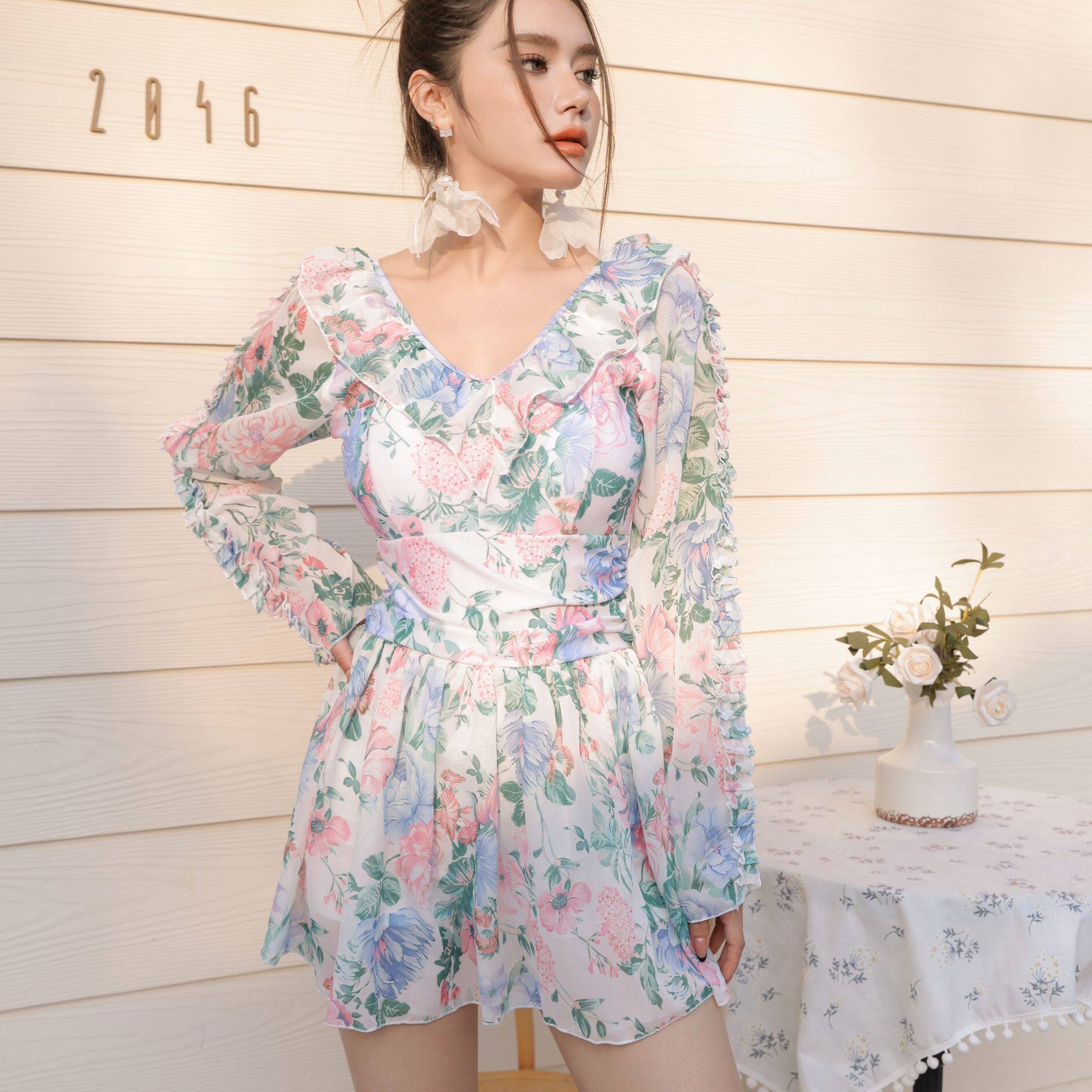 泳衣女温泉新款2024小清新保守连体遮肉显瘦小碎花韩版学生小胸