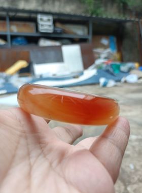 鸿运当头巴西天然俏红玛瑙中厚手镯水润圆滑女礼时尚百搭手环188