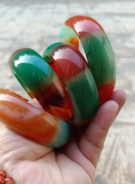 特价清仓五款七彩玛瑙手镯加宽加厚一物一拍女手环礼物玉镯