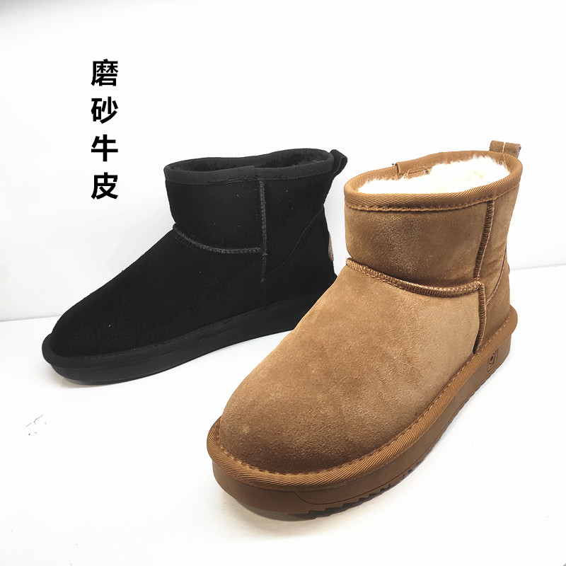 雪地靴冬季平底女靴真皮休闲牛皮