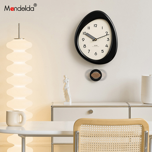 Mandelda免打孔奶油风客厅钟表挂钟现代简约餐桌大气创意时钟挂表