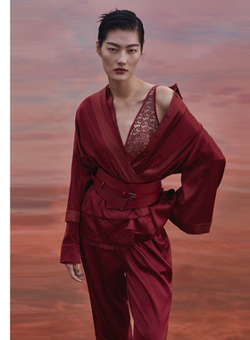 爱慕·CHUANG睡衣女雅部含真丝印花中袖开襟上衣CA810311