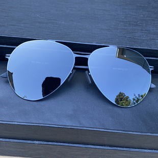 马登新款无螺丝高清偏光太阳镜男开车墨镜飞行员蛤蟆镜超轻驾驶镜