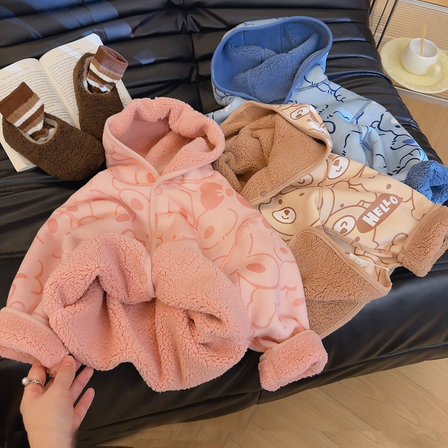 男童外套2025新款今年流行爆款加绒加厚宝宝男宝带帽