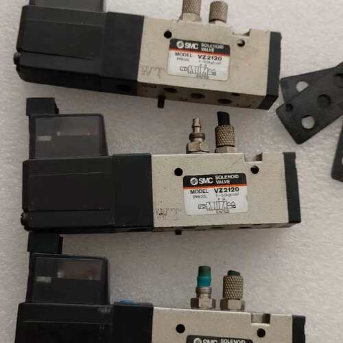 (议价)SMC 气缸电磁阀。VZ2120 机物就