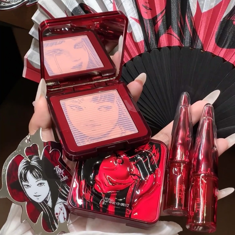 伊藤润二狂热联名小奥汀立体腮红