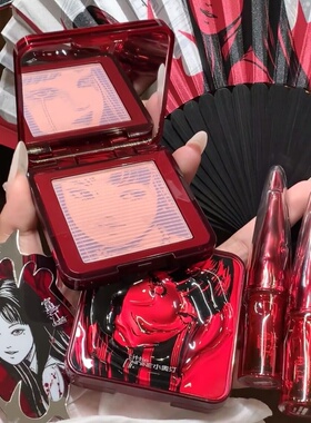 伊藤润二狂热联名小奥汀富江立体浮影腮红提亮自然轻薄修容盘小众