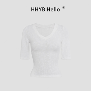 HHYB别来无恙 肌理感正肩V领短袖T恤2025新款气质修身上衣250092