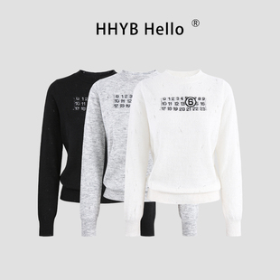 HHYB别来无恙 破洞长袖针织打底女秋冬2025新款字母印花毛衣M1540