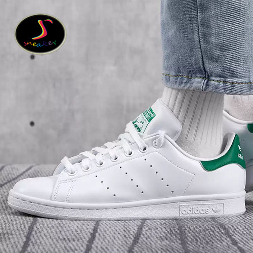 阿迪达斯绿尾男低帮运动休闲板鞋