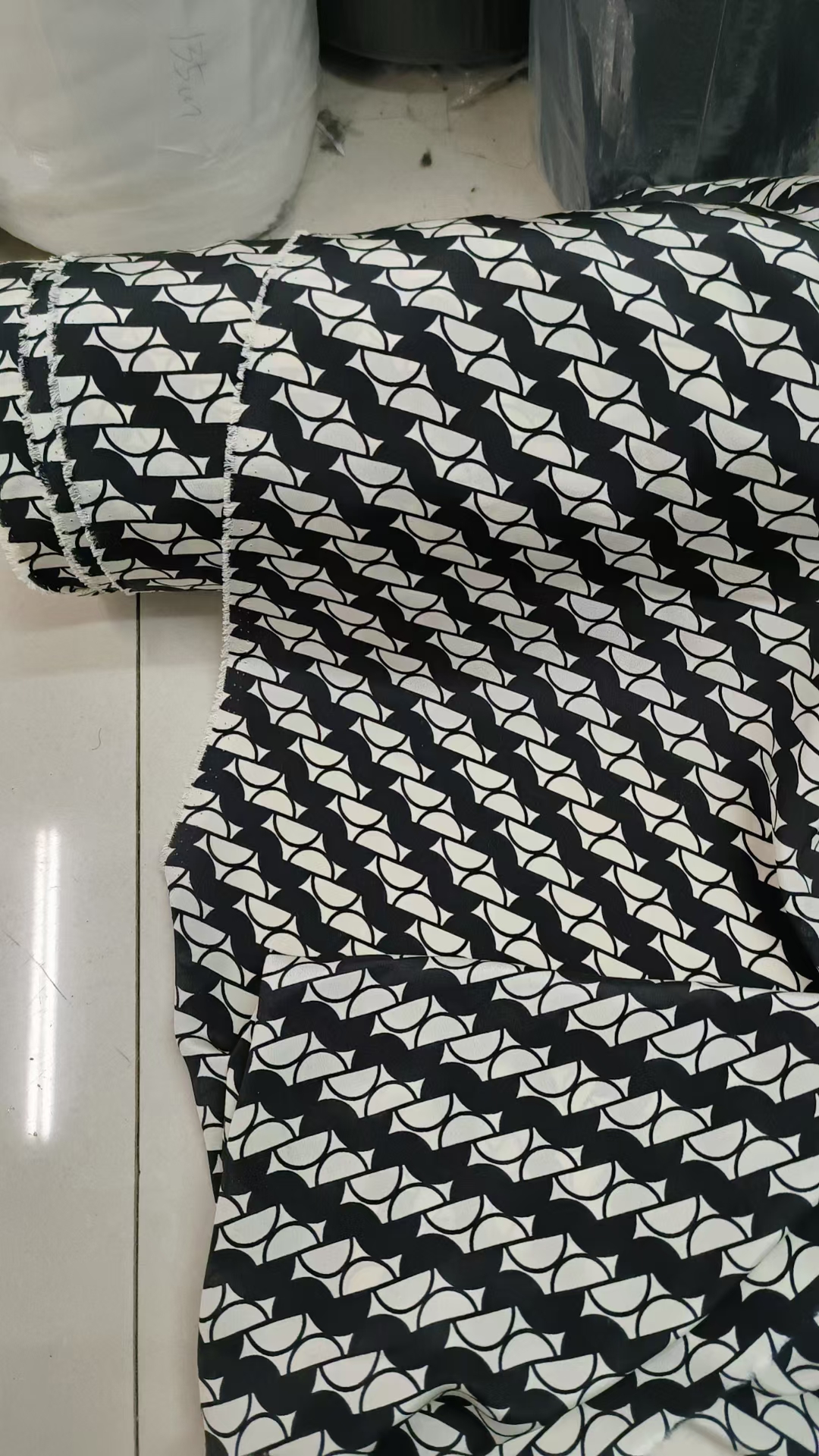 真丝双绉面料100%桑蚕丝连衣裙衬衫裤子制衣布料手工diy布料