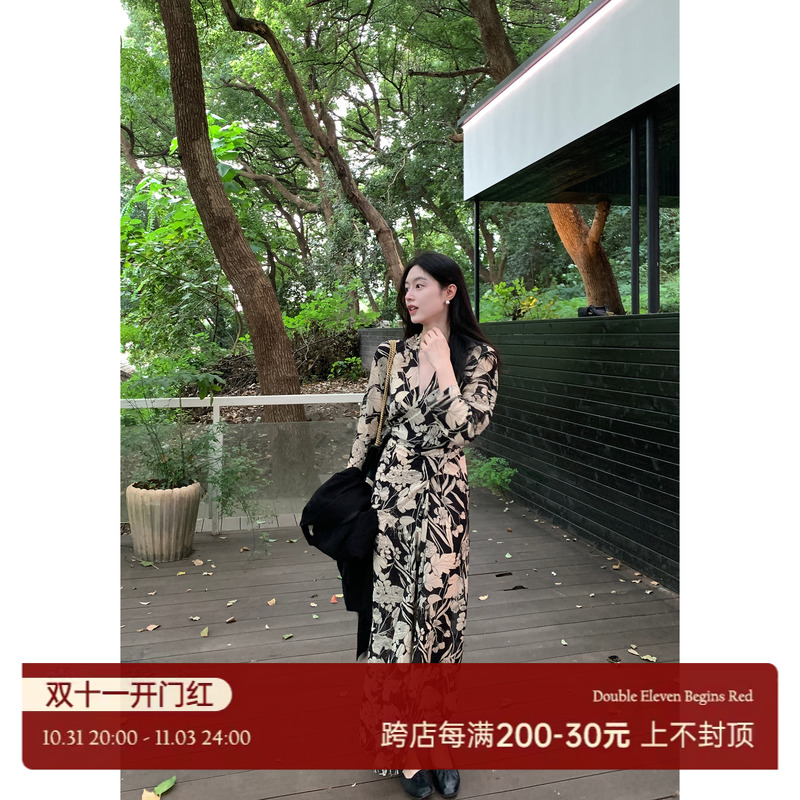 FLOATING日本进口铜氨丝 简雅赫本风法式黑白雾生花v领裹身连衣裙