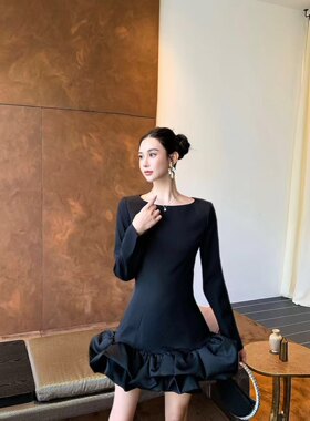 2025春装新款女装名媛复古连衣裙