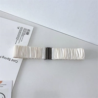 Светло-бежевый белый (в сочетании с убавками) Длина 66 см.