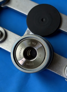 适用大众迈腾新帕萨特派速腾1.4T斯柯达CST凌渡发电机单向皮带轮