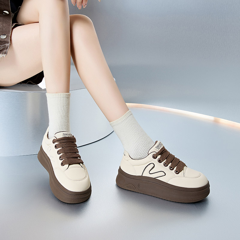 厚底面包鞋女百搭舒适真皮小白鞋