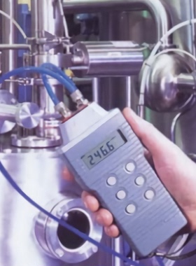 C9553压力计数显内置探头压力计英国歌玛牌COMARK压力计原装正品