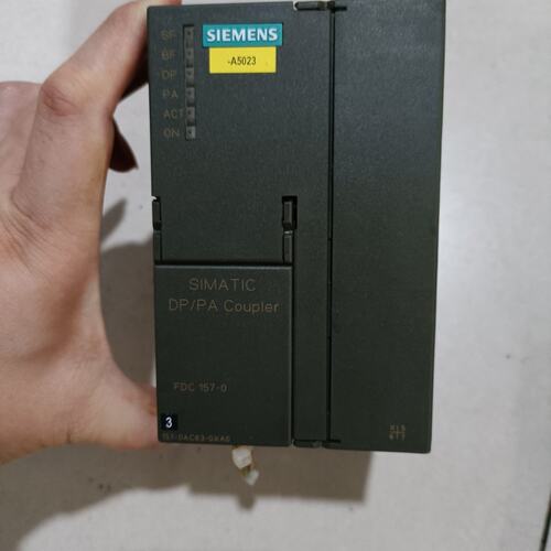西门子SIMATIC S7模块，型号6ES7 157-0AC--议价商品