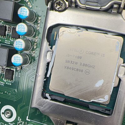 英特尔i57400CPU--议价商品