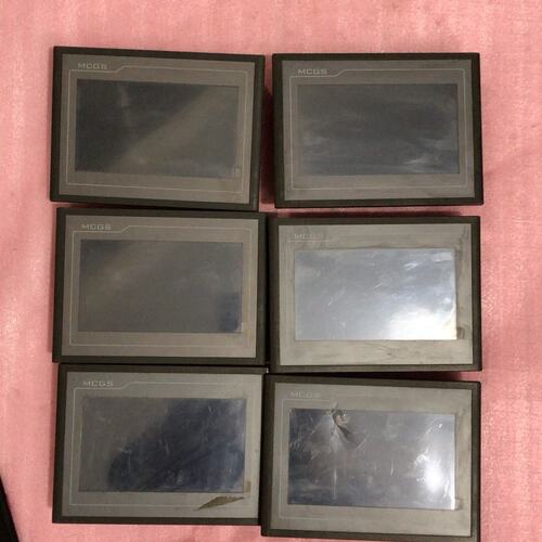 昆仑通态触摸屏，型号TPC7012El，仓库有6台，原装正品--议价商品