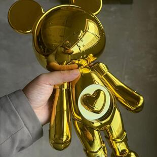 星际熊摆件潮玩手办公仔办公桌电视柜酒柜摆设现代轻奢装饰品礼品