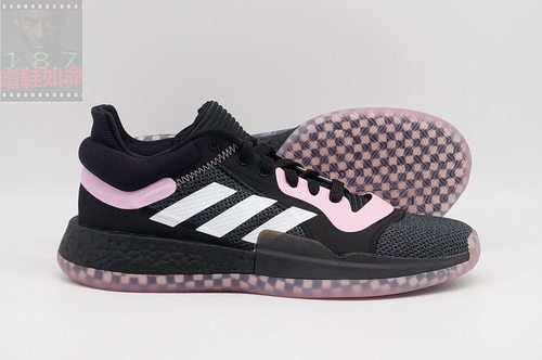 阿迪MARQUEEBOOST马奎男篮球鞋