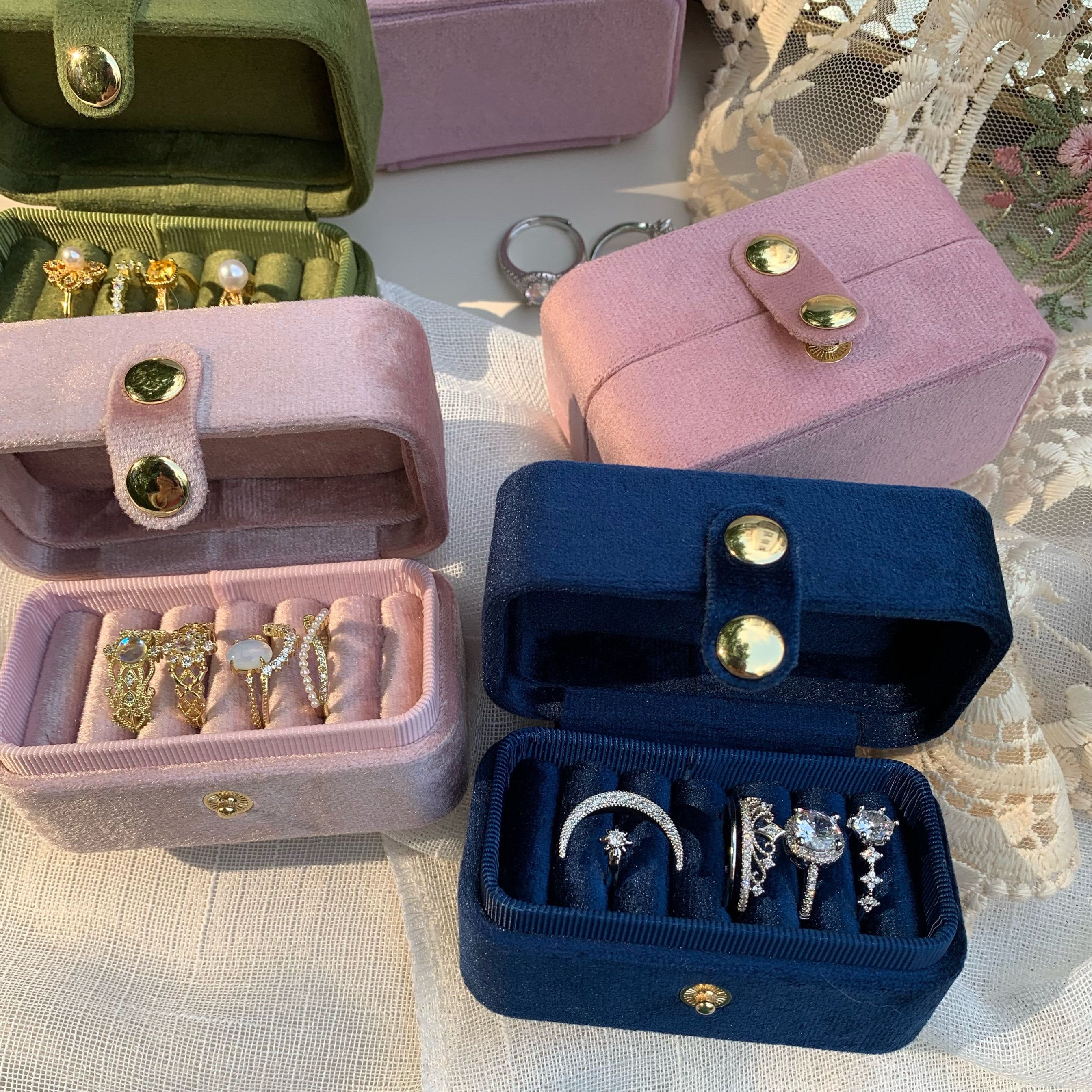高级进口天鹅绒布戒指收纳盒子迷你便携手工制作复古饰品盒大容量,饰品/流行首饰/时尚饰品新,首饰盒,淘宝优惠券,粉丝福利购,淘宝优惠卷