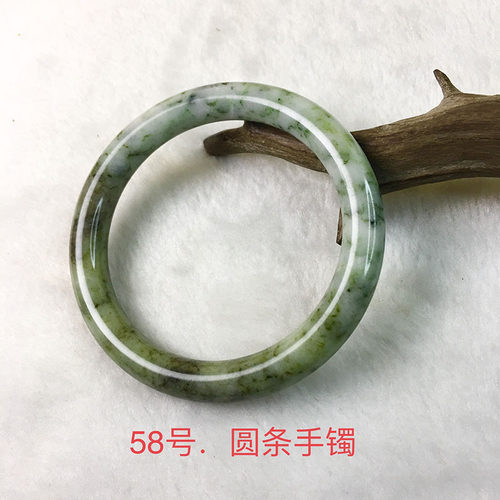 中国四大名玉独山玉圆条手镯