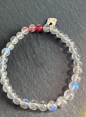 捡漏 妖冶蓝光天然透体灰月光石老矿草莓晶手链时尚简约手链