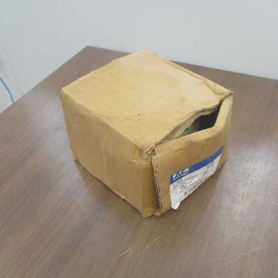 Eaton CrouseHinds Liquidtight Connector LT400 4 Straight Mal