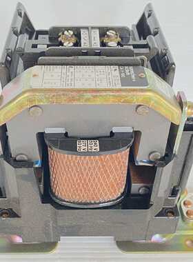 Sprecher CA1100 200A 660V Contactor with 240VAC Coil Size4 *