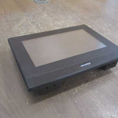 Advantech Operator Panel WOP2070KS1AE 24VDC 0.6A *No Mounts*