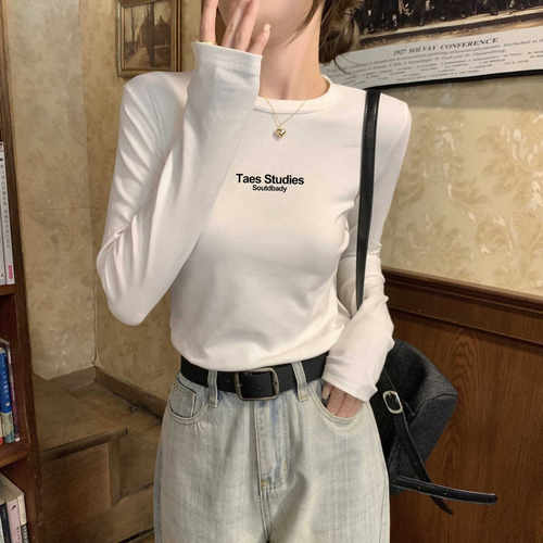 白色长袖T恤女正肩修身打底衫