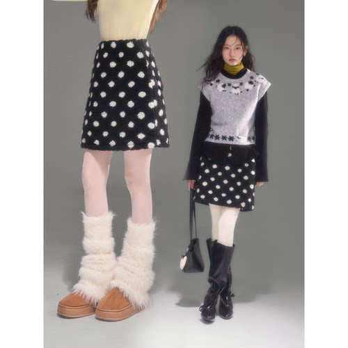 有耳uare波点A字毛绒半身裙