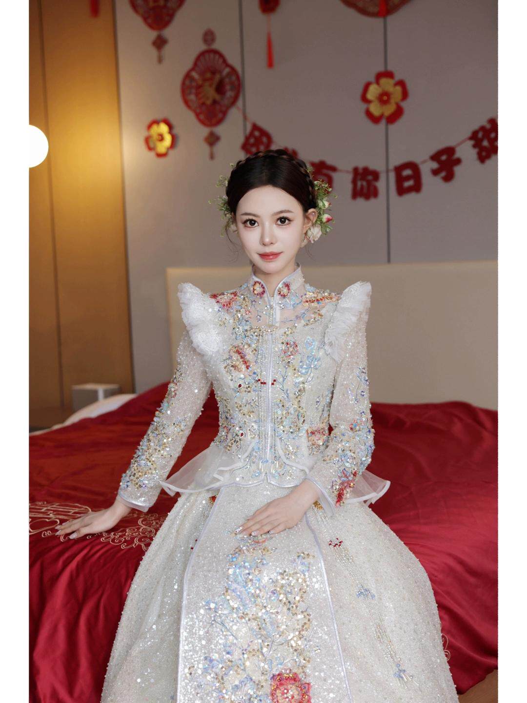 出租00后减龄仙气秀禾服新款婚纱中式新娘服中国风嫁衣