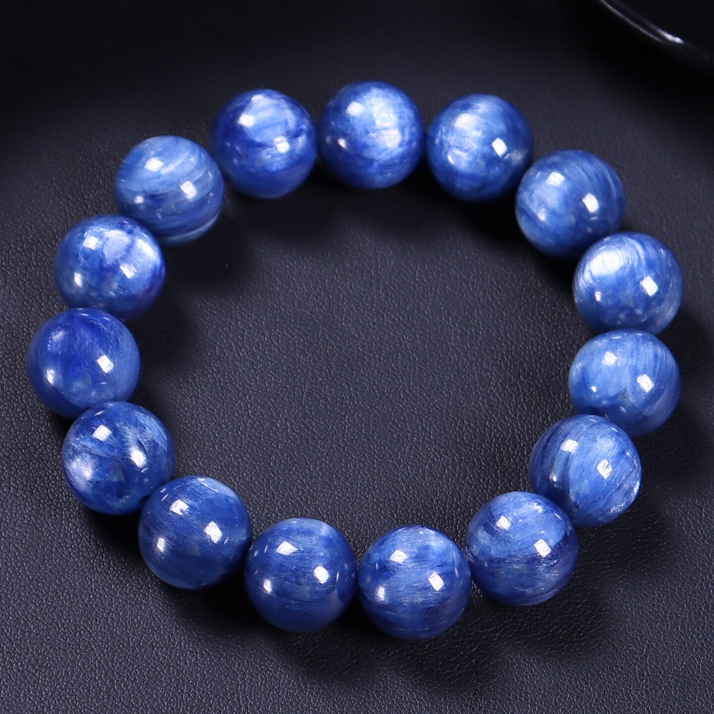 天然蓝水晶蓝晶石手链蓝色蓝宝石蓝绒晶手串消除恐惧困惑激发潜能