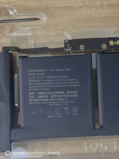 A1990 15寸 A1953 适用于苹果MacBookPro 2018年笔记本电脑电池