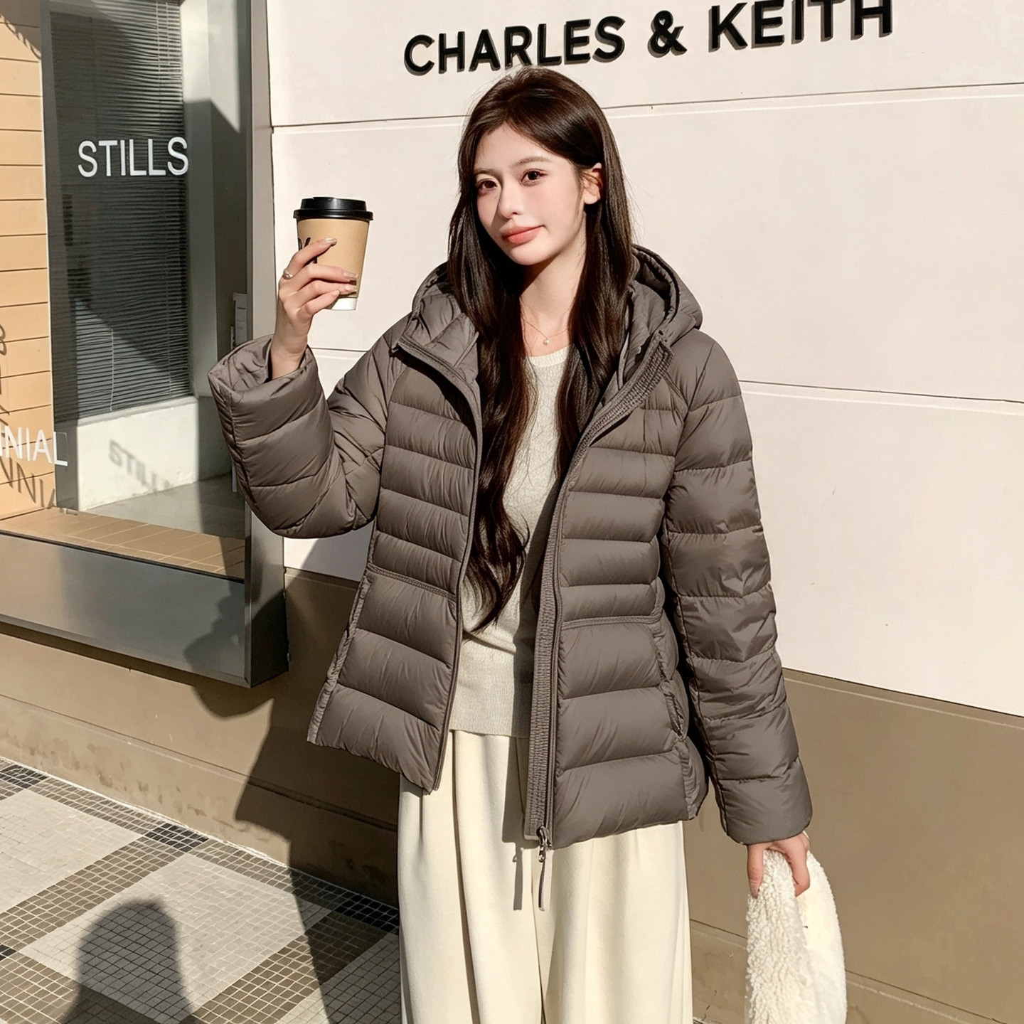 韩系短款连帽轻薄显瘦女羽绒服