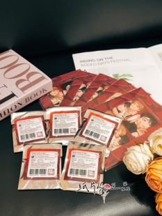 【纸片人】韩漫周边韩国正品红线任务四宫格小卡/随机吧唧全新