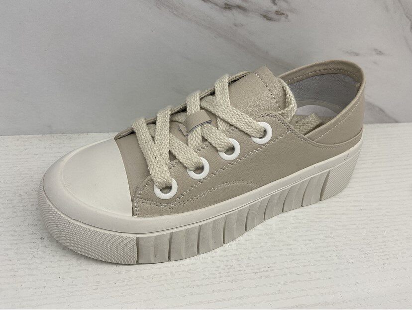 飞鸵真皮板鞋小白鞋女2022秋款时尚百搭浅口镂空网纱透气厚底女鞋