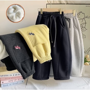 冬季新款加绒加厚男女童后袋刺绣小马宽松时尚百搭运动裤