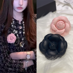 达人同款车迟恩小香风山茶花胸针法式千金感黑粉撞色胸花外套别针