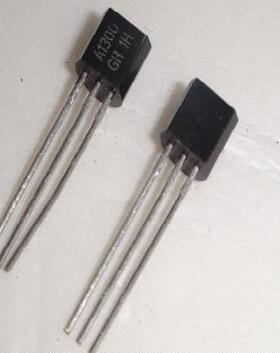 小功率三极管2SA1300-Y  2SA1300-GR  2SA1300  A1300  TO-92原装