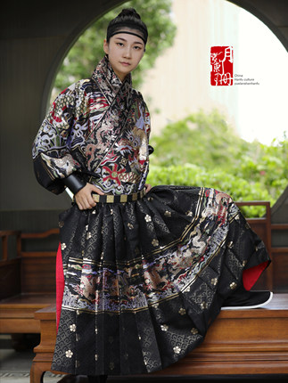 【月阑珊汉服】复原款龙纹金宝地妆花明制曳撒贴里道袍圆领袍