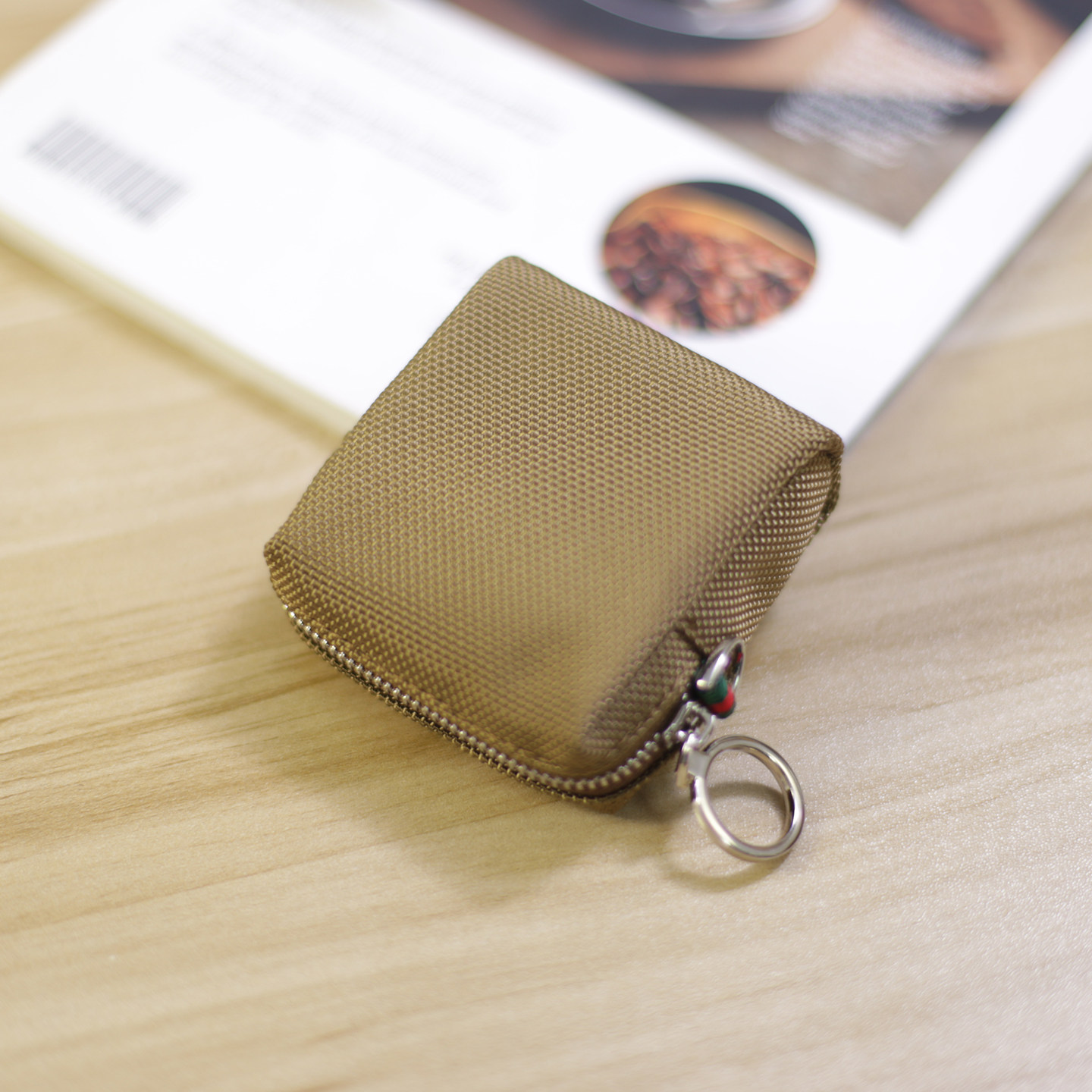 何以防水尼龙布收纳包耳机包线材硬币U盘迷你小巧蓝牙耳机包方包