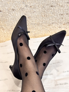 East West Office 大人版Tinker Bell 尖头缎面复古芭蕾舞鞋 中跟