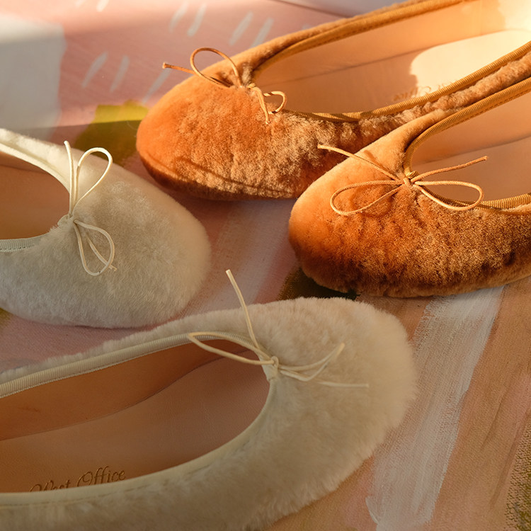 East West Office 2022 羊皮毛一体毛茸茸暖暖平底芭蕾鞋,女鞋,时尚芭蕾鞋,淘宝优惠券,粉丝福利购,淘宝优惠卷